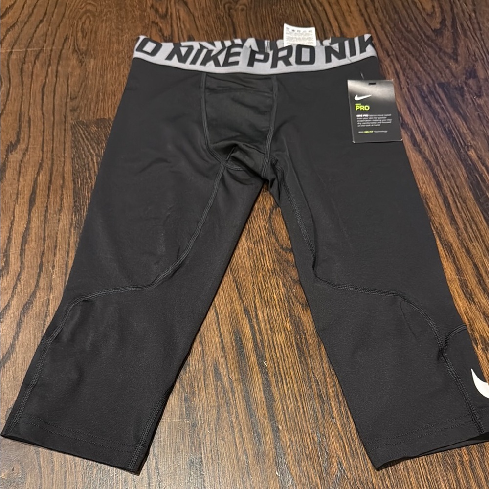 Nike Kids Black Performance Leggings short NWT